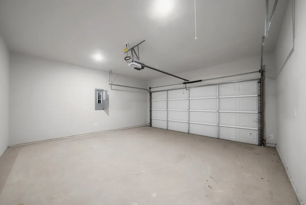 407 E Willingham Street Cleburne, TX 76031