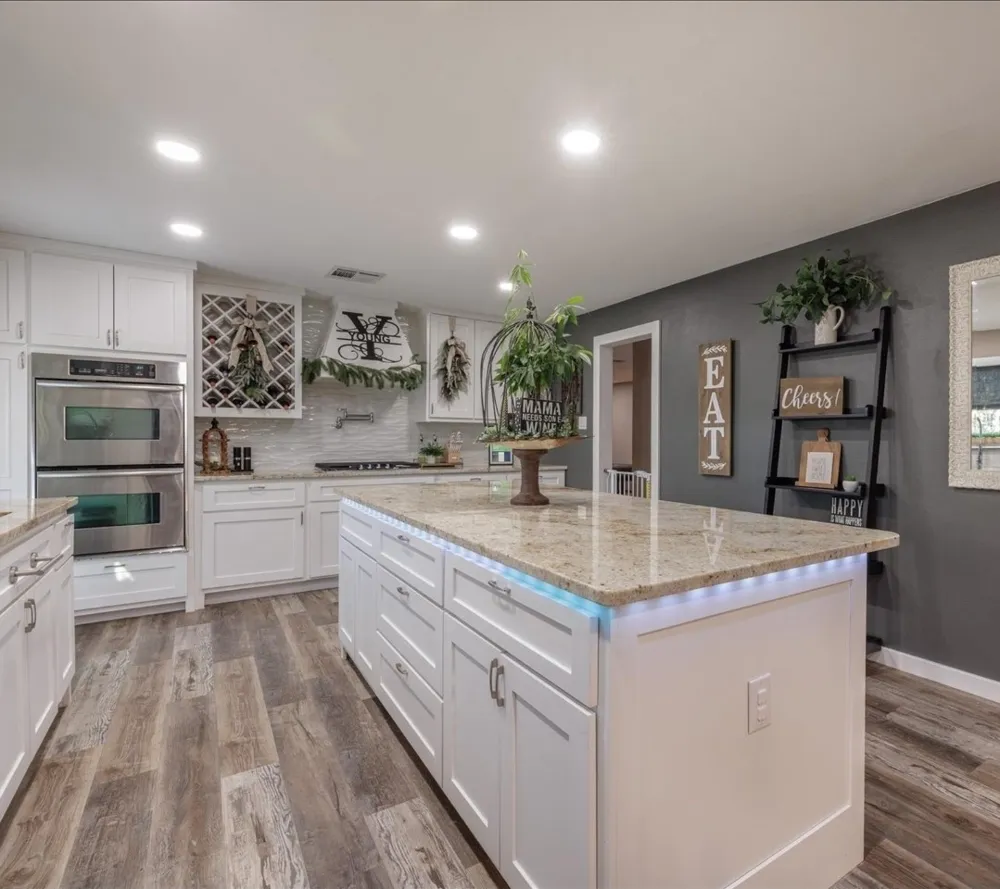 765 Rs County Road 3410 Emory, TX 75440