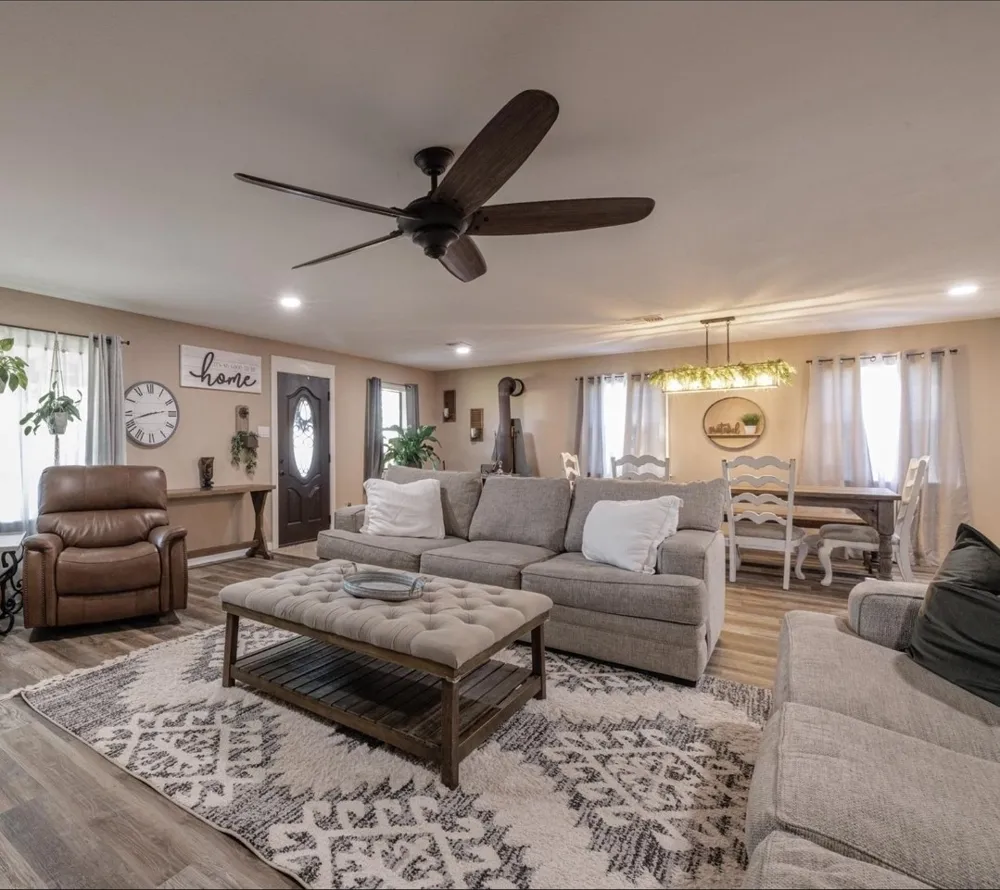765 Rs County Road 3410 Emory, TX 75440