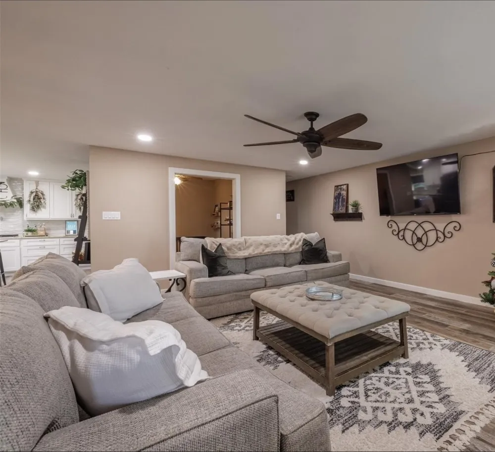 765 Rs County Road 3410 Emory, TX 75440