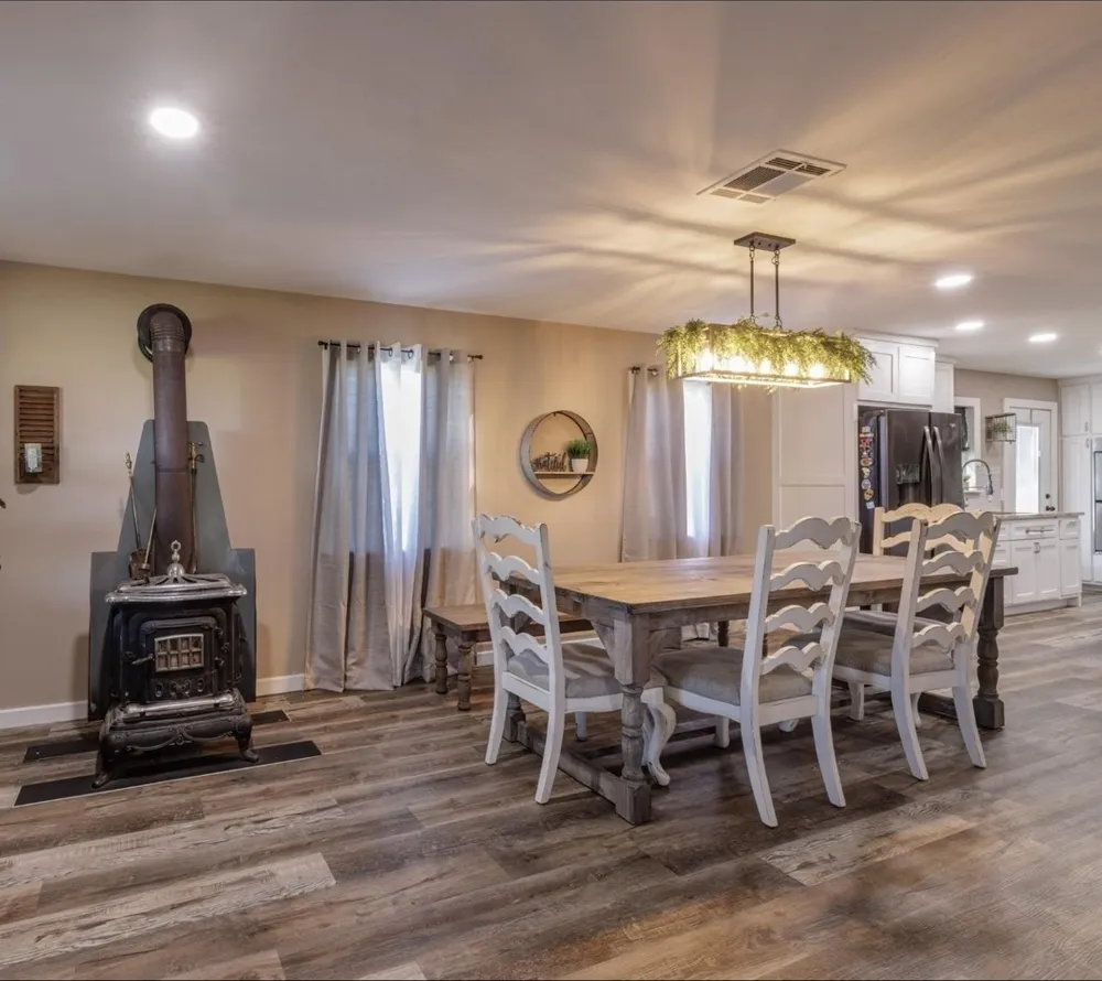 765 Rs County Road 3410 Emory, TX 75440