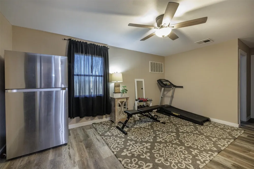 765 Rs County Road 3410 Emory, TX 75440