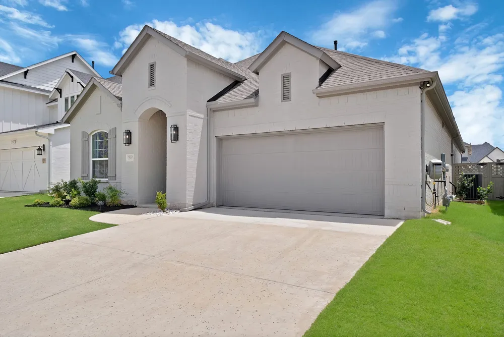 2505 Half Moon Way Northlake, TX 76247