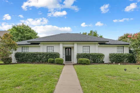 2600 Summertree Drive