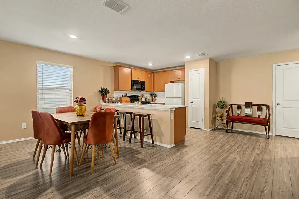1517 Oak Creek Drive Hutchins, TX 75141