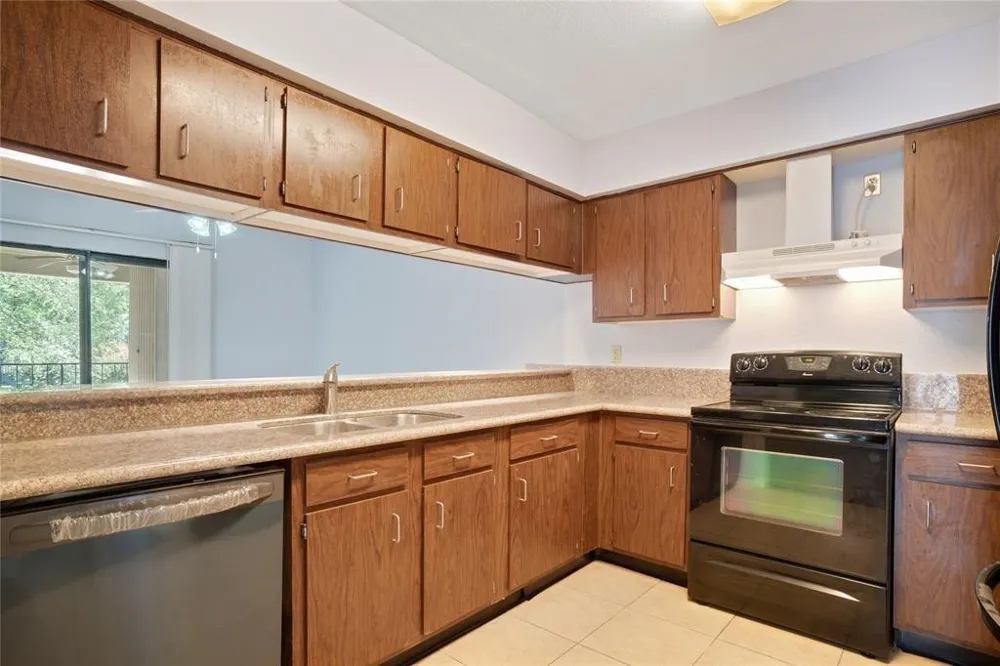 8100 Cambridge Street #124 Houston, TX 77054