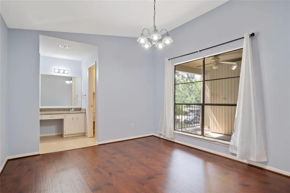 8100 Cambridge Street #124 Houston, TX 77054