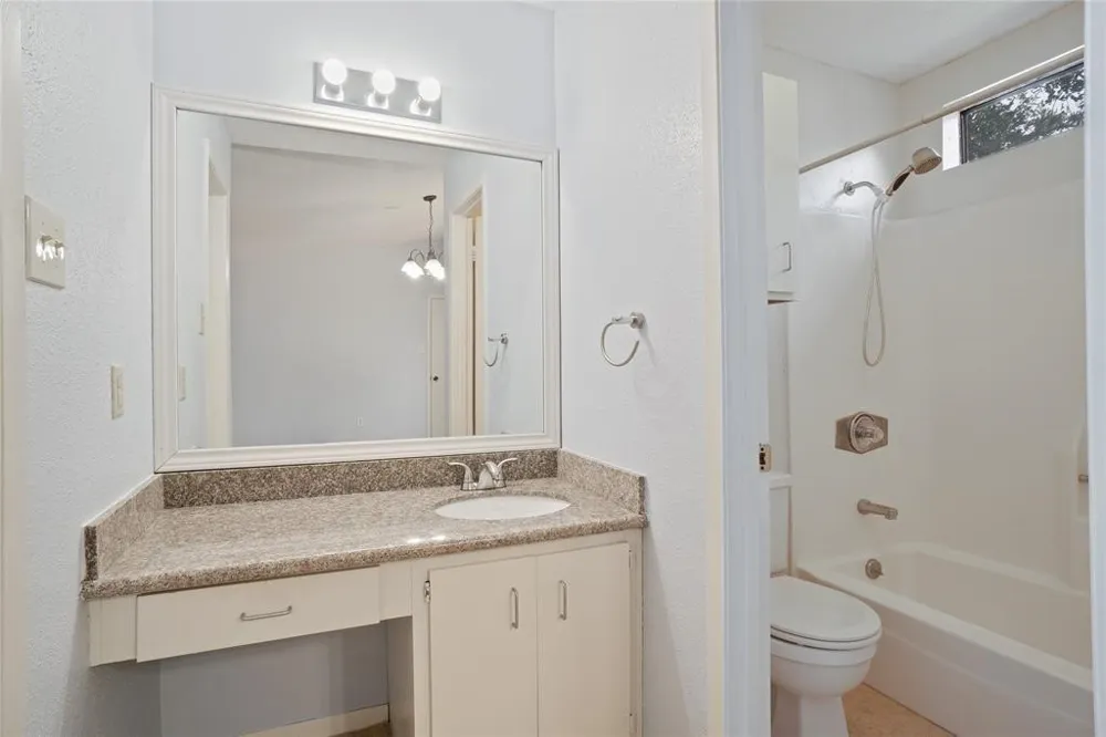 8100 Cambridge Street #124 Houston, TX 77054
