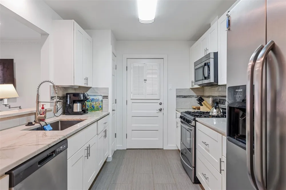 3545 Northwest Parkway University Park, TX 75225