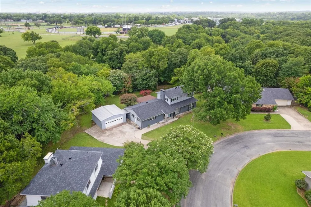 2209 Ridgewood Drive Sherman, TX 75092