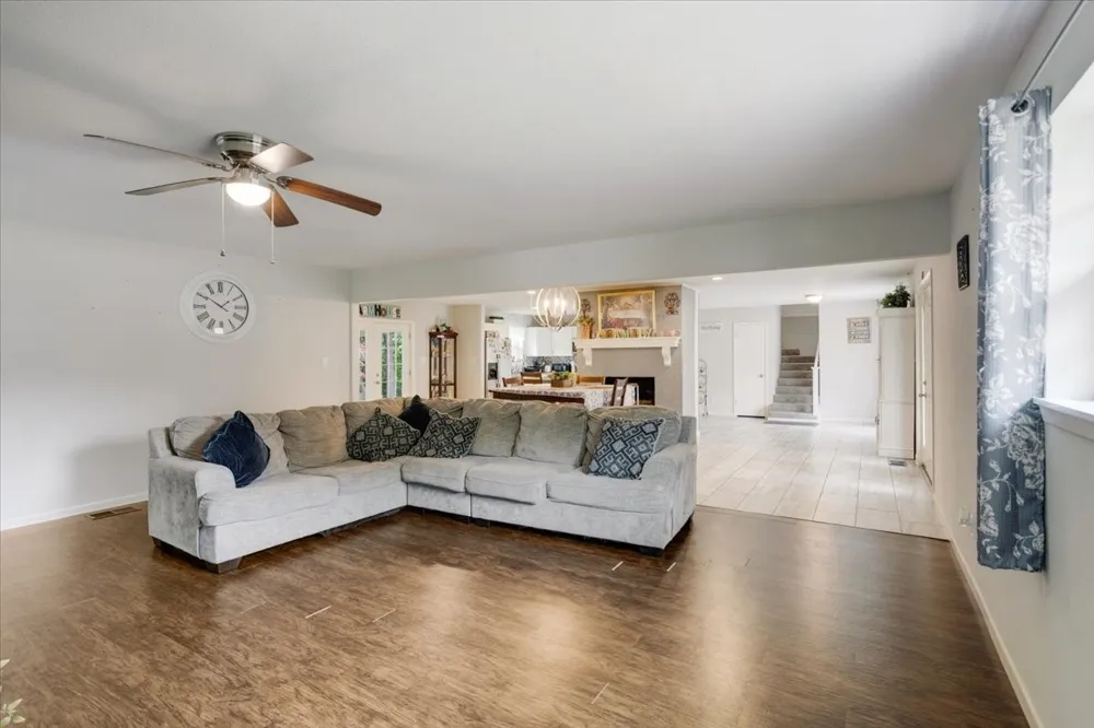 2209 Ridgewood Drive Sherman, TX 75092