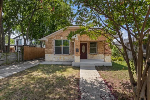 1107 S Waverly Drive