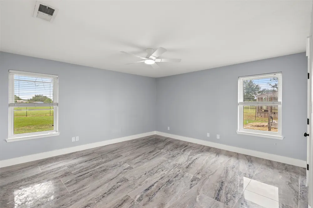6754 Raymond Kaufman, TX 75142