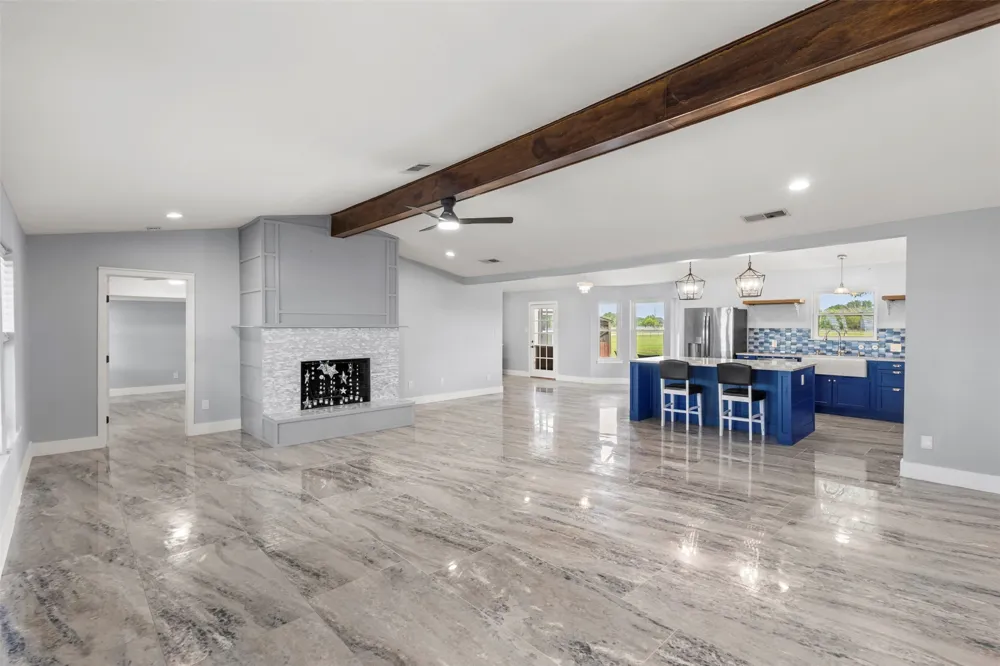6754 Raymond Kaufman, TX 75142