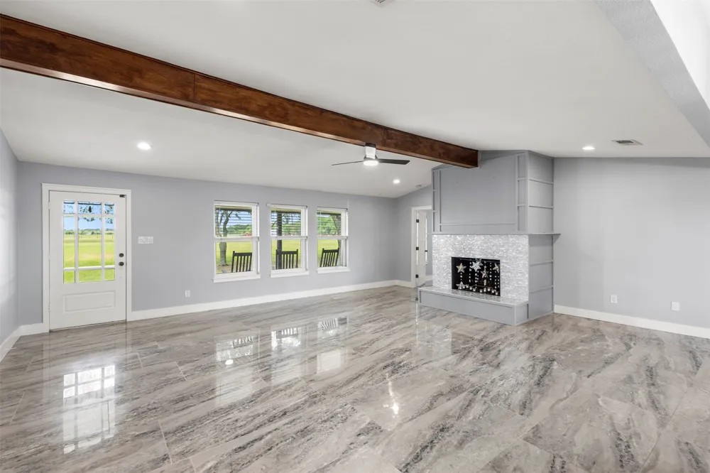 6754 Raymond Kaufman, TX 75142