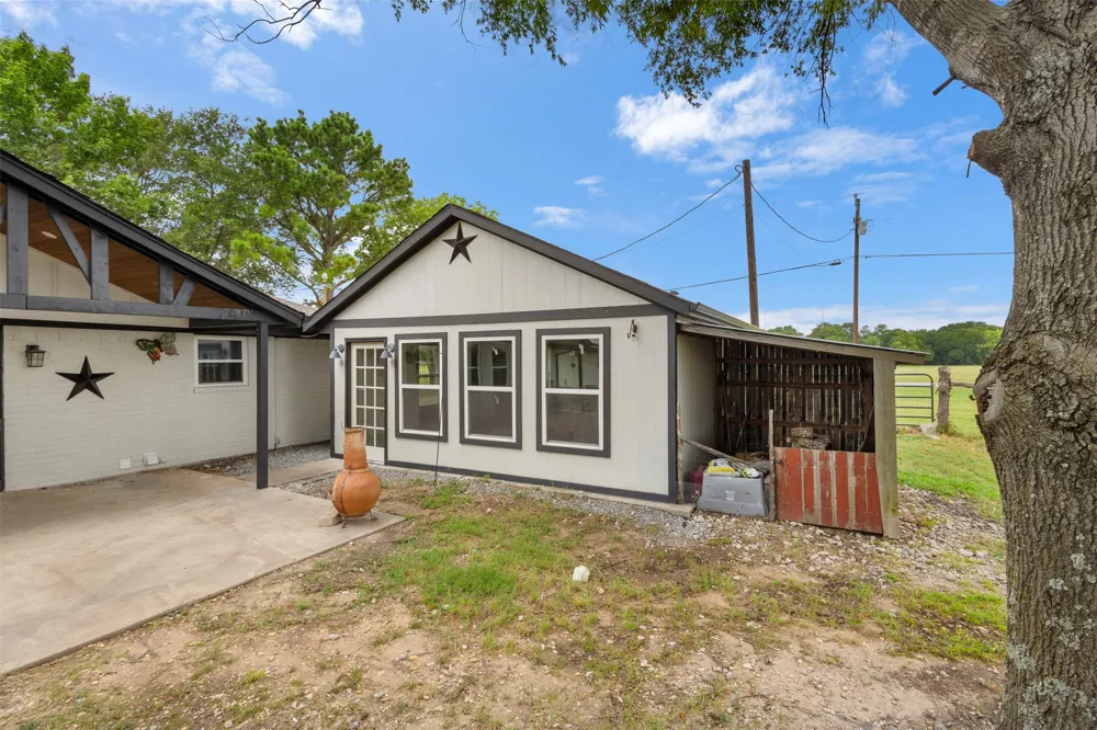 6754 Raymond Kaufman, TX 75142