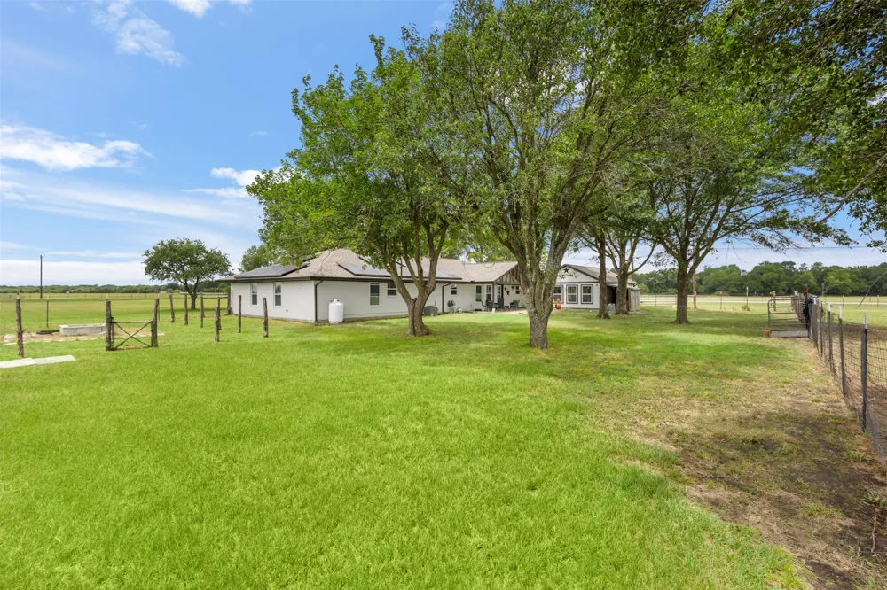 6754 Raymond Kaufman, TX 75142