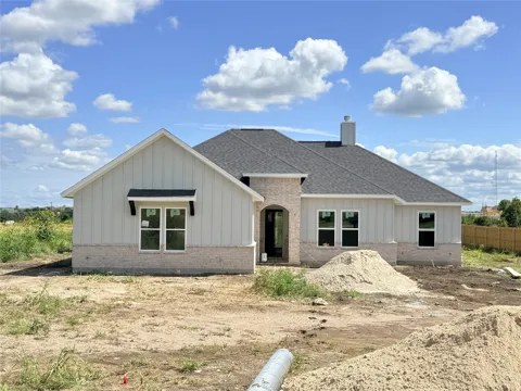 1012 Don Eve Court