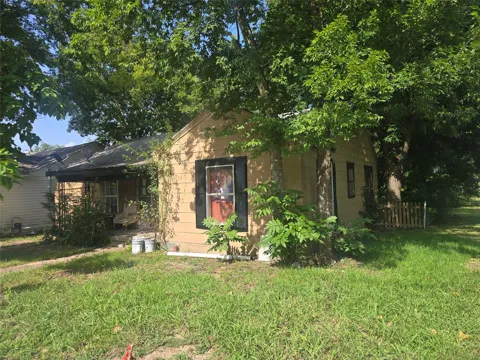 1303 Wesley Street