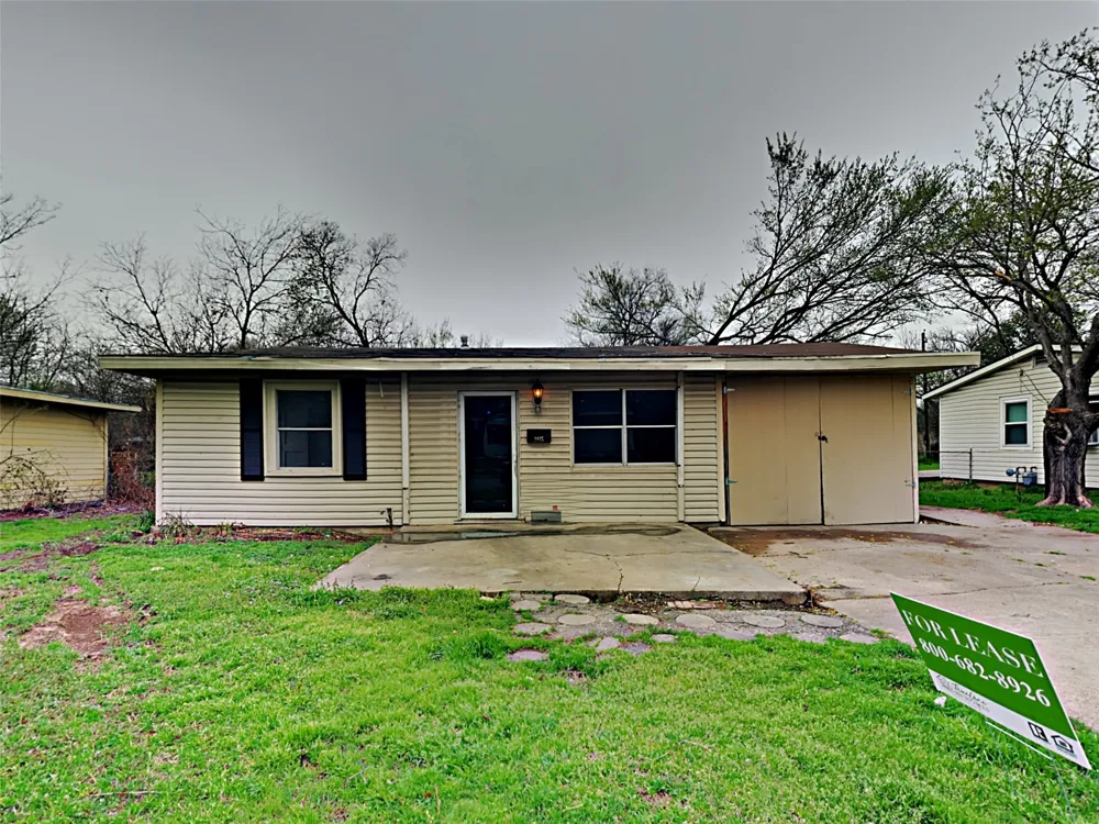 2815 Ash Park Drive Richland Hills, TX 76118
