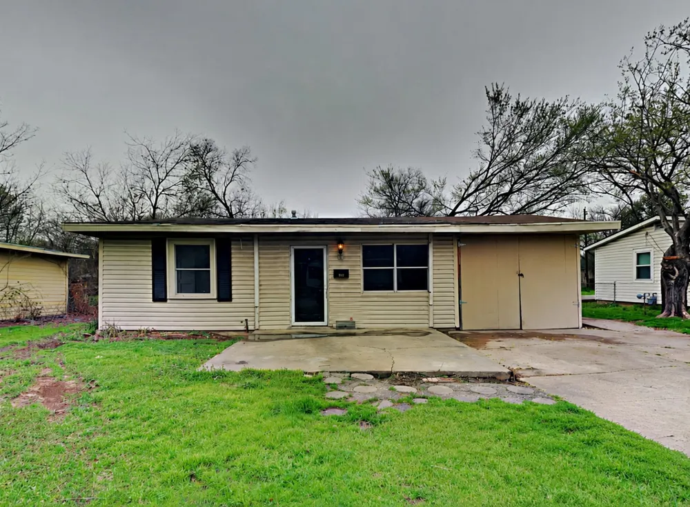2815 Ash Park Drive Richland Hills, TX 76118