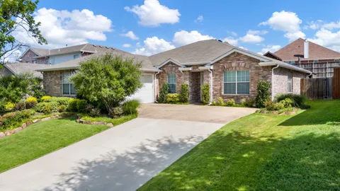 3315 Elmwood Court