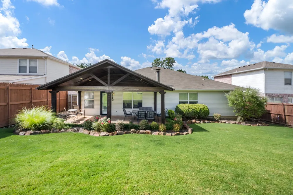 3315 Elmwood Court Sachse, TX 75048
