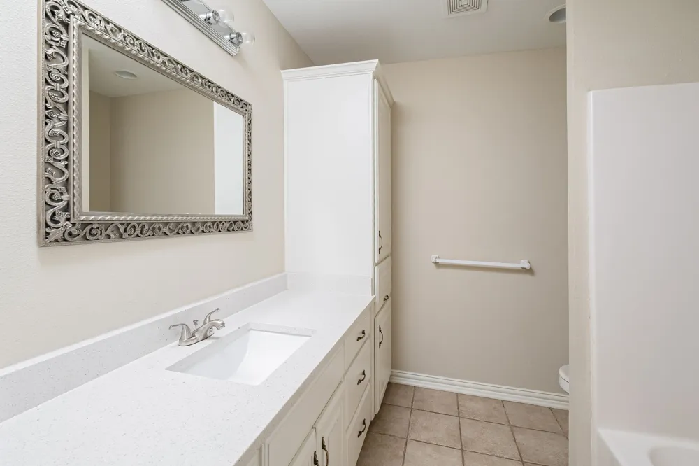 640 W Marshall Street Van Alstyne, TX 75495