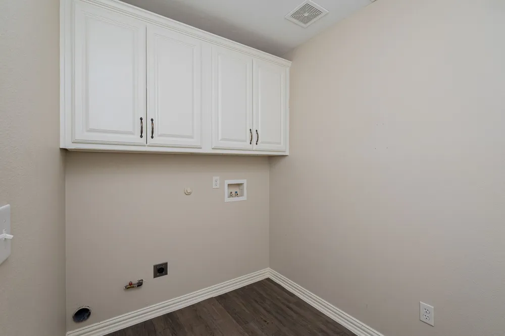 640 W Marshall Street Van Alstyne, TX 75495