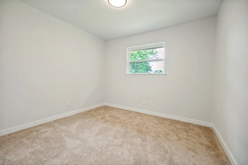 641 Stroud Lane Garland, TX 75043