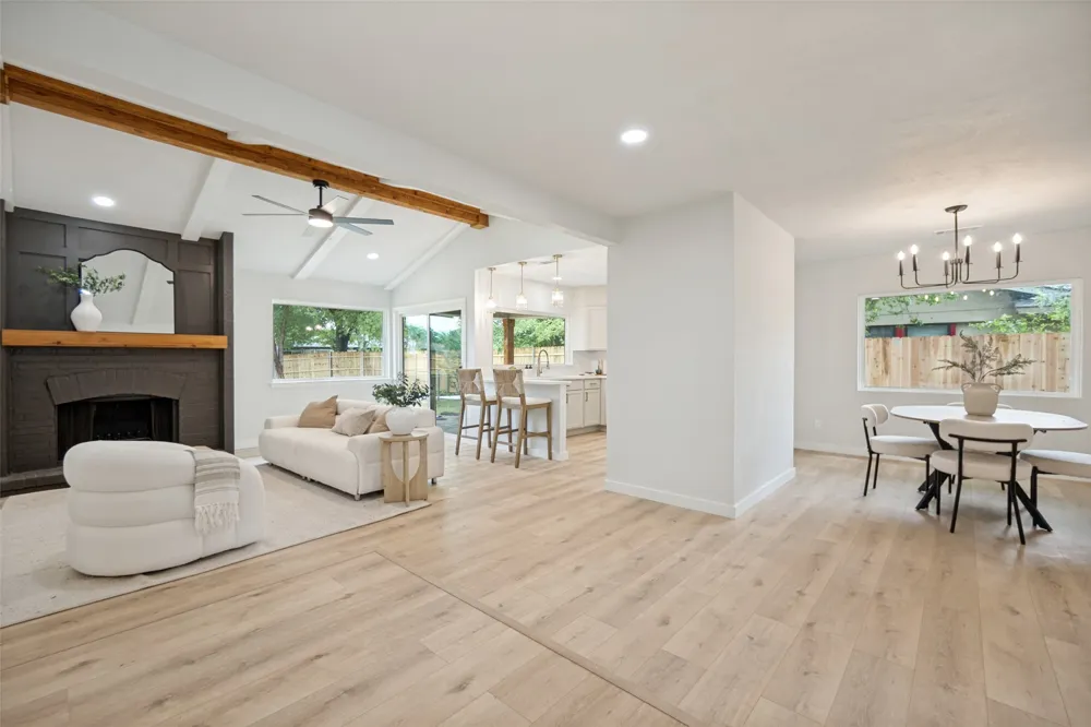 641 Stroud Lane Garland, TX 75043