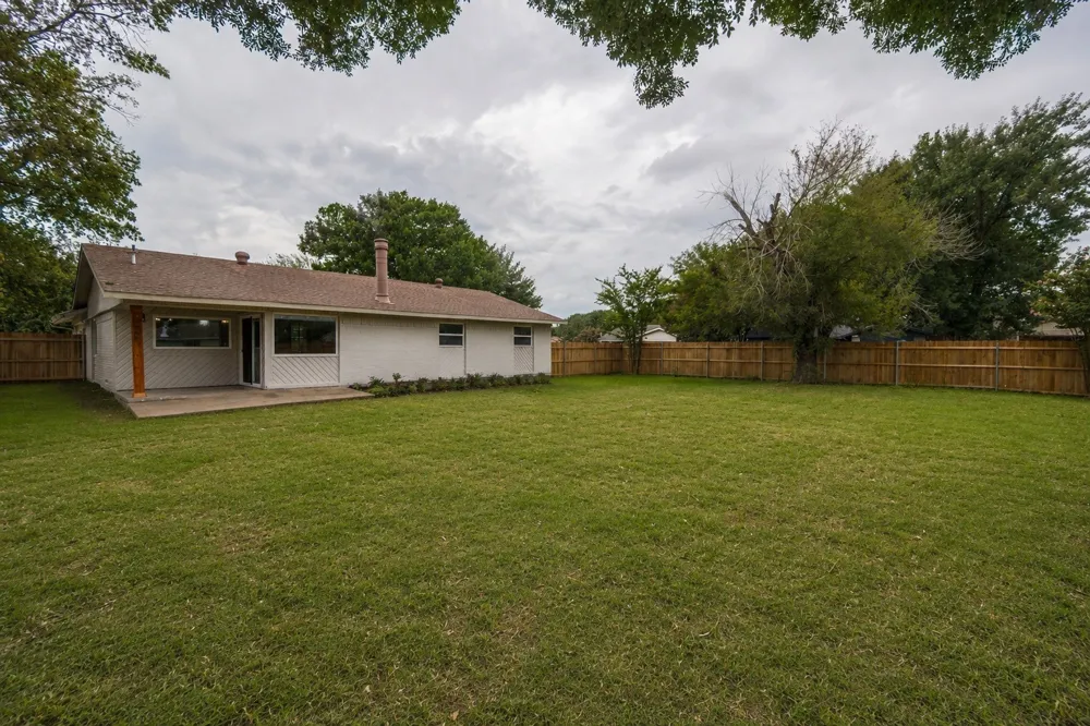 641 Stroud Lane Garland, TX 75043