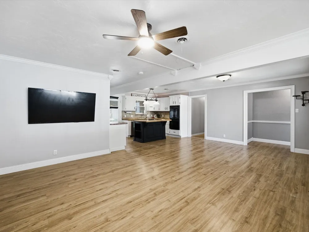 828 Billie Ruth Lane Hurst, TX 76053