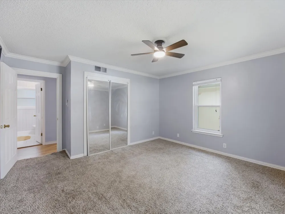 828 Billie Ruth Lane Hurst, TX 76053
