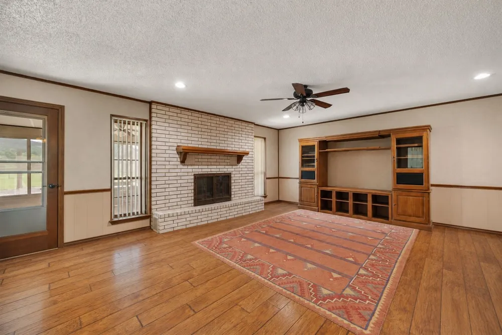 441 Briar Glen McLendon Chisholm, TX 75032