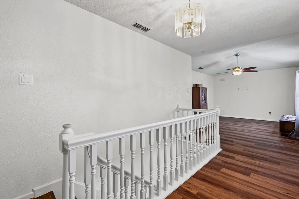408 E Mulberry Street Leonard, TX 75452