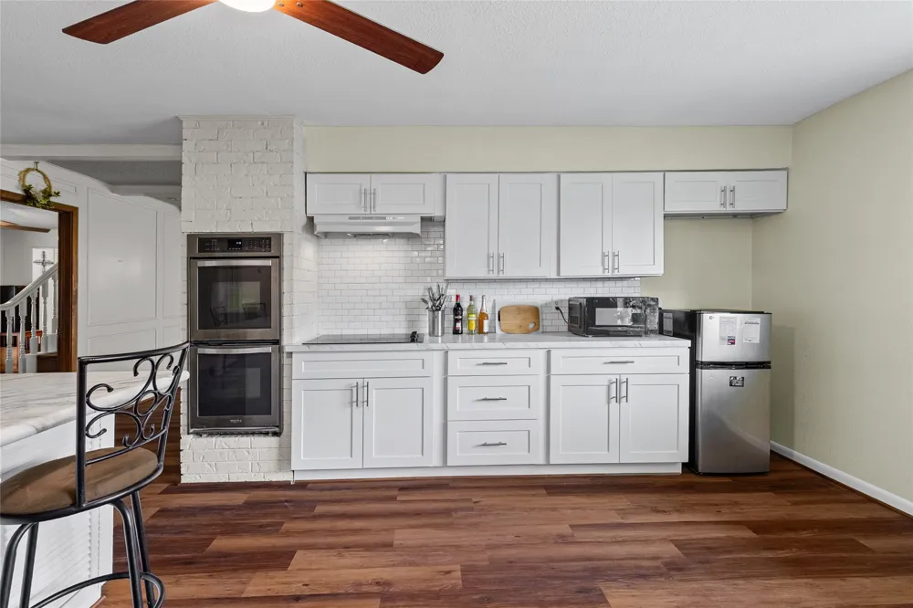 408 E Mulberry Street Leonard, TX 75452