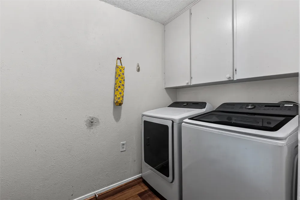 408 E Mulberry Street Leonard, TX 75452