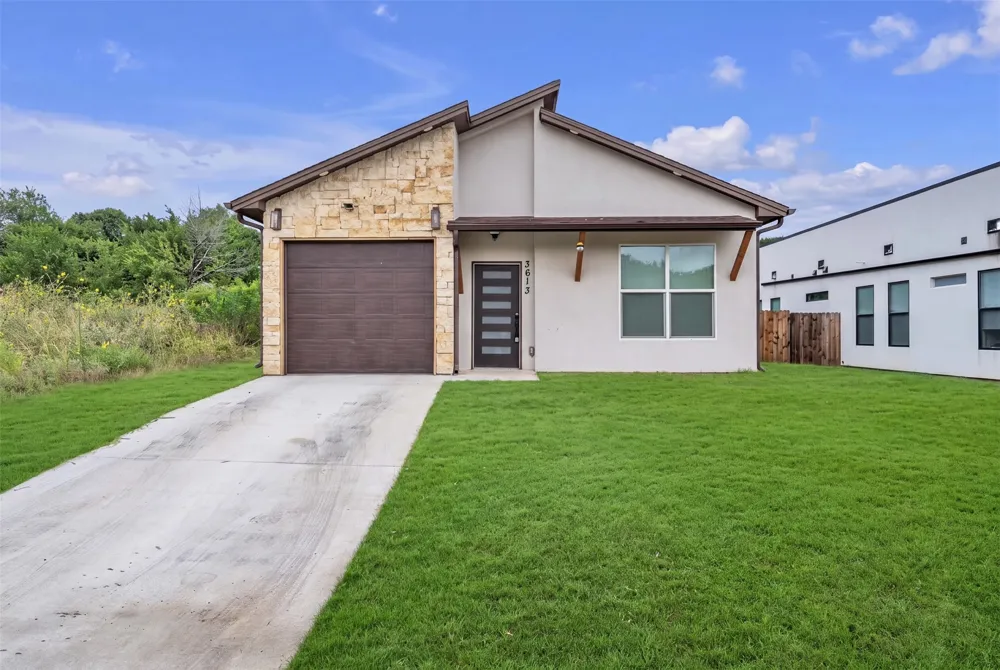 3613 Durango Trail Granbury, TX 76048