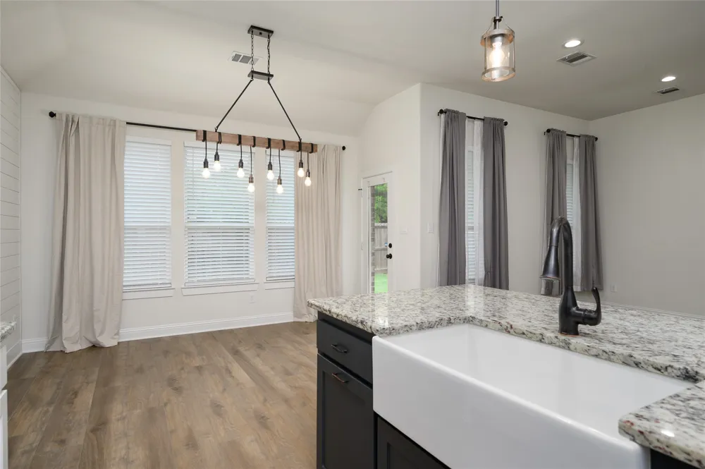 300 Bronco Drive Pilot Point, TX 76258
