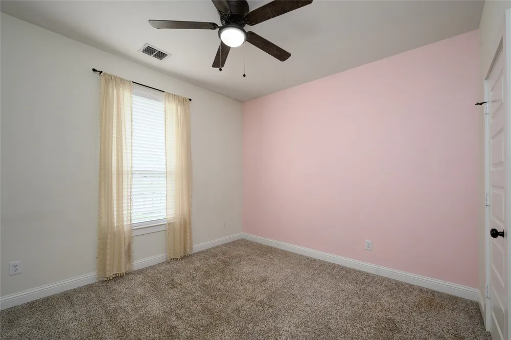 300 Bronco Drive Pilot Point, TX 76258