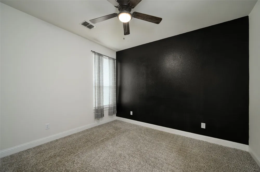 300 Bronco Drive Pilot Point, TX 76258