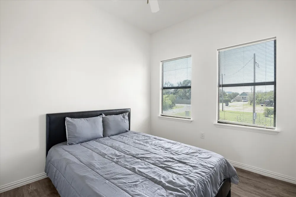 3605 Flint Rock Circle Granbury, TX 76048