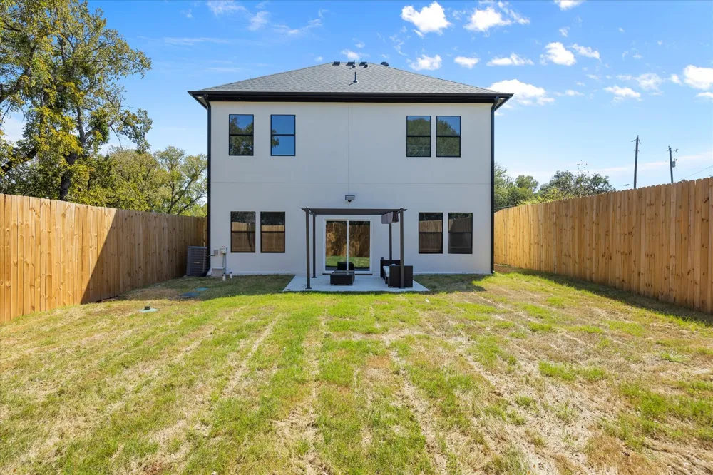 3605 Flint Rock Circle Granbury, TX 76048