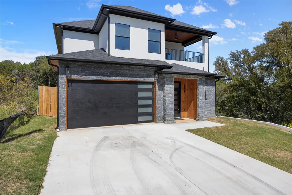 3605 Flint Rock Circle Granbury, TX 76048