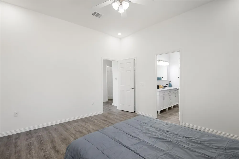 3605 Flint Rock Circle Granbury, TX 76048
