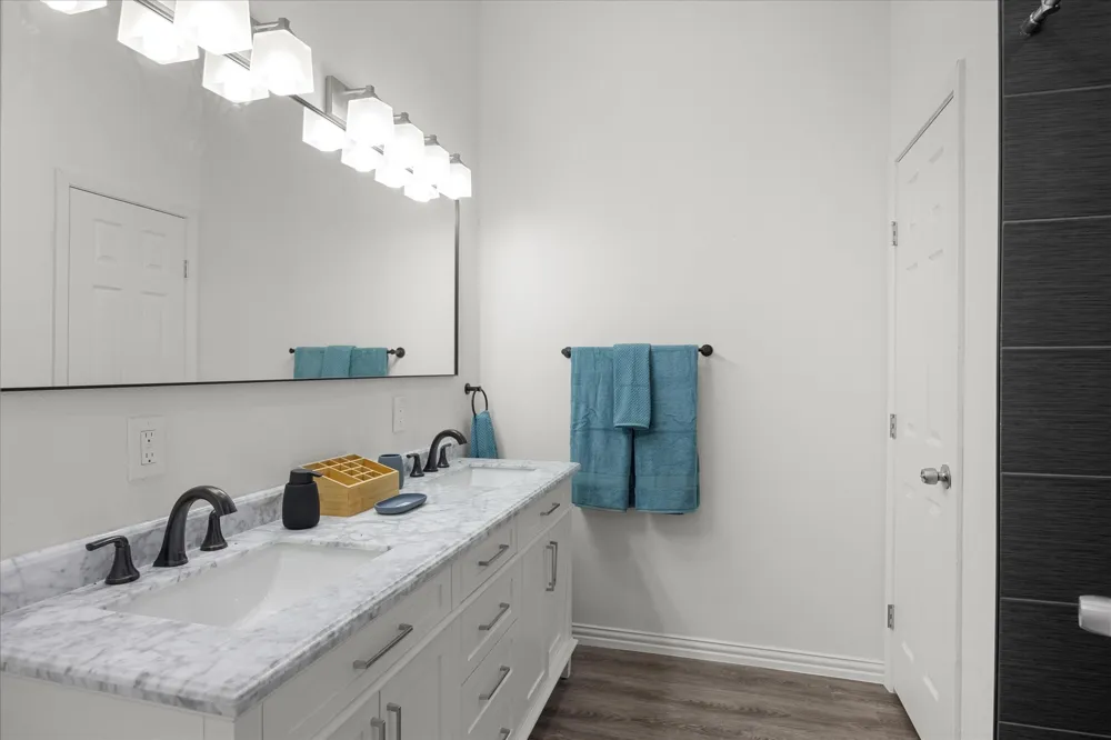 3605 Flint Rock Circle Granbury, TX 76048
