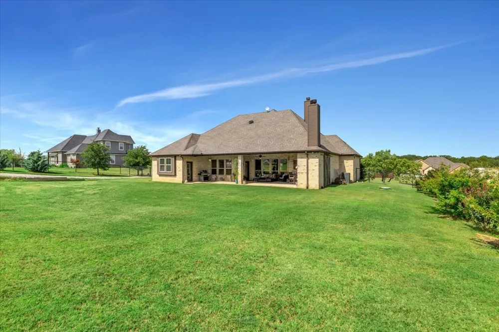 140 Lucky Ridge Lane Boyd, TX 76023