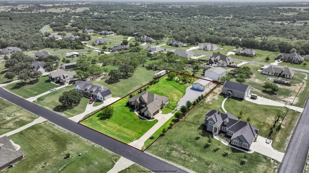 140 Lucky Ridge Lane Boyd, TX 76023