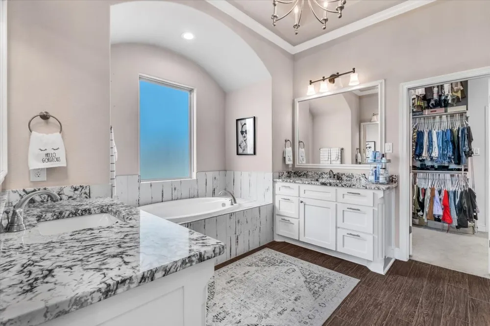 140 Lucky Ridge Lane Boyd, TX 76023